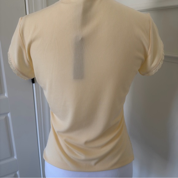 NWT! Skims Soft Lounge Lace T-Shirt in Butter - Picture 8 of 8